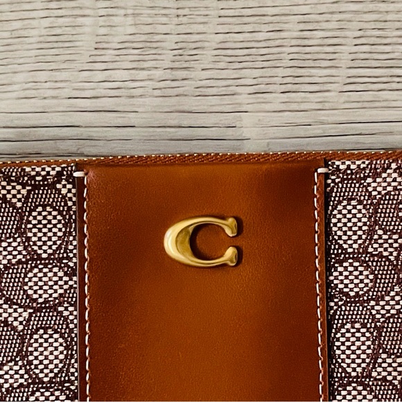 Coach wristlet wallet - Picture 8 of 9